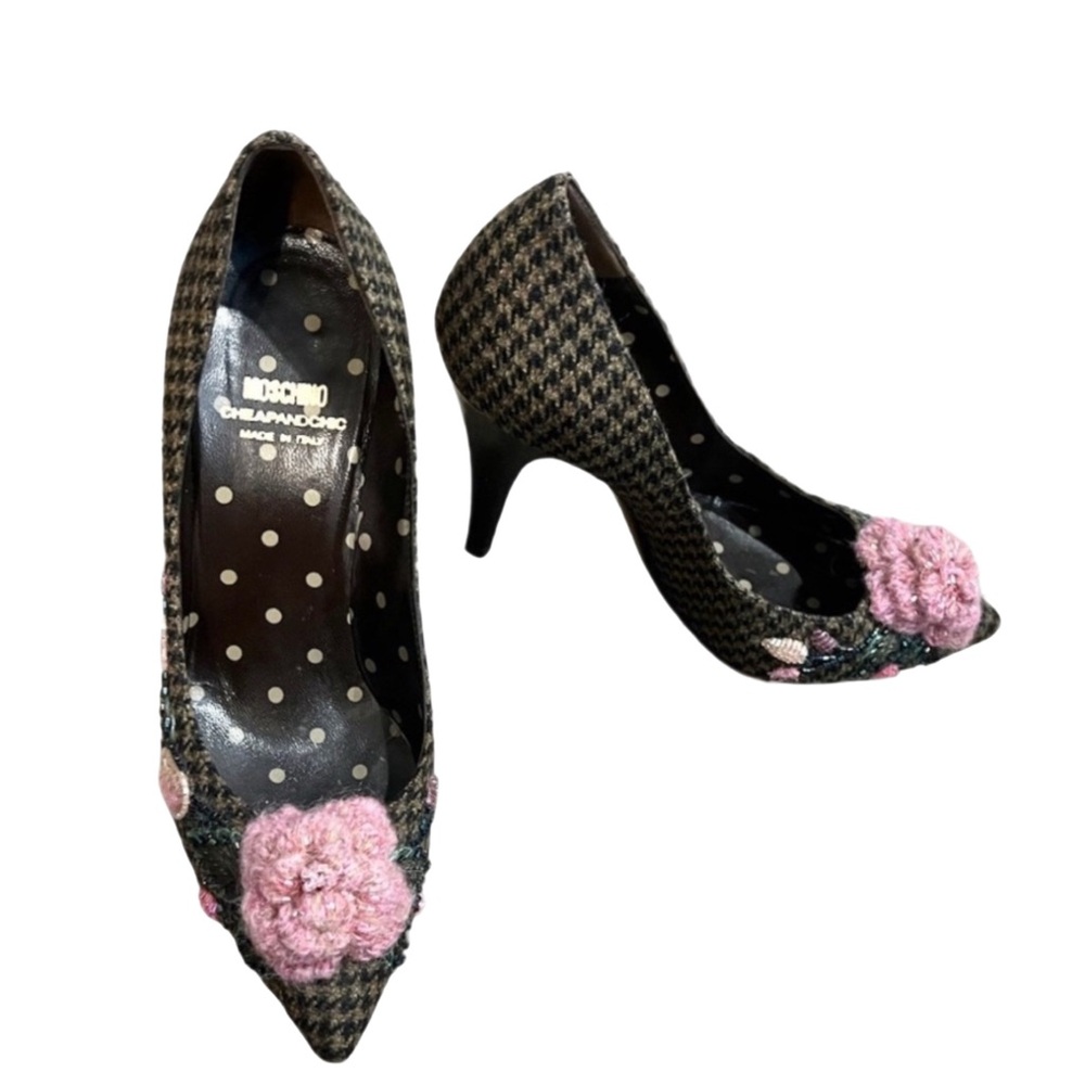 Moschino Cheap and Chic Viva Embellished Floral Beaded Pumps Size 36